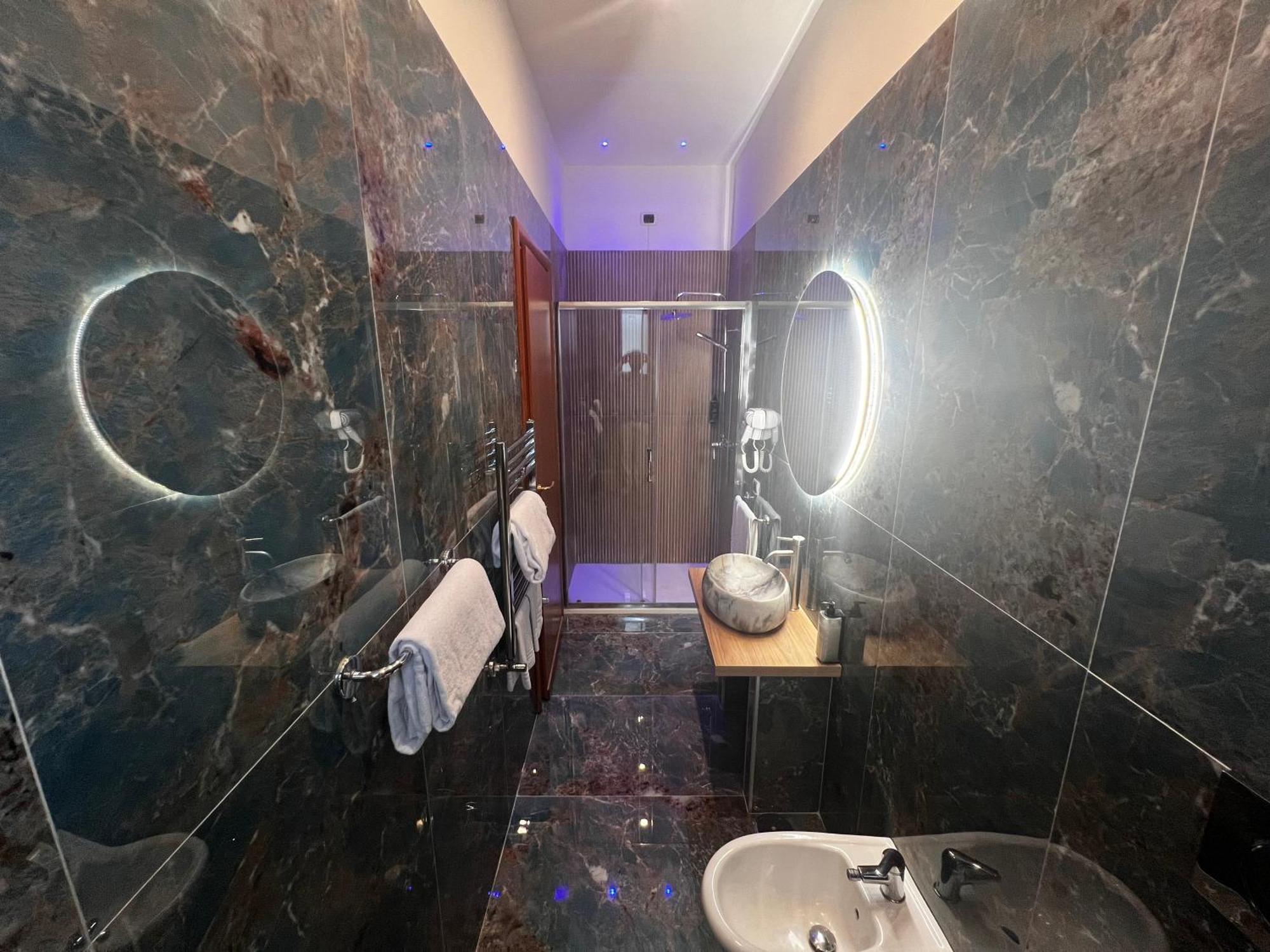 Hotel Kursaal ナポリ エクステリア 写真